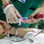 El Banc de Sang y el Colegio de Médicos promueven la "hemodonación" en Balears