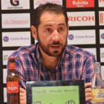 El entrenador del Girona ofrece una convocatoria de 18 con la inclusión del Sandaza