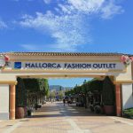 Mallorca Fashion Outlet sugiere a sus clientes que acudan en tren a sus instalaciones