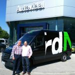 La empresa de transportes Palomero Cargo adquiere una nueva furgoneta en Autovidal