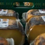 Mercadona confía en los proveedores locales para ofrecer a sus clientes queso Maó-Menorca de gran calidad