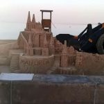 Los vecinos están a favor de las actuaciones de la Policía por los castillos de arena en la Platja de Palma