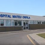 Un paciente de 63 años sale de la UCI en Menorca tras 27 días