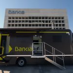 Los ofibuses de Bankia alcanzan a 250.000 personas  de 373 municipios en riesgo de exclusión financiera