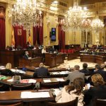El Parlament reconoce la labor "esencial" de los medios de comunicación en Balears