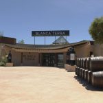 Bodega Blanca Terra ofrece talleres donde el vino se combina con la tradición y el producto local