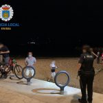 La Policía de Ibiza disuelve un botellón e interpone un total de 66 denuncias