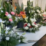 Can Juanito Vivers ofrece la mejor variedad de detalles florales para Todos los Santos