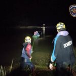 Los bomberos rescatan de madrugada a 12 turistas que se metieron sin equipamiento en el Torrent de Pareis