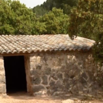 Inauguran la restaurada caseta de cazadores y los hornos de cal de la Comuna de Biniamar